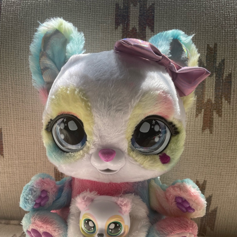 Peek-A-Roo, Interactive Rainbow Plush Toy and Baby with Bonus Bows